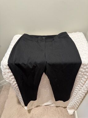Ann Taylor Factory Black Ankle Cropped Dress Pants